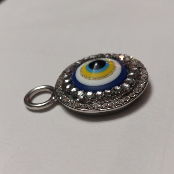 Protective evil eye necklace charm medallion - Picture 1 of 5